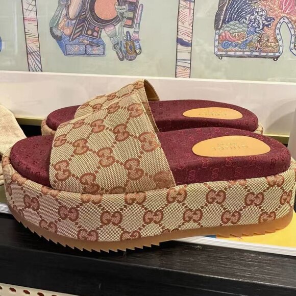 Gucci GG Monogram Platform Slides - Picture 3 of 6